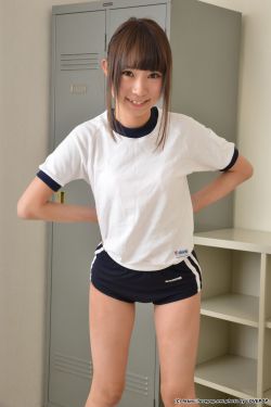 叶月奈穗